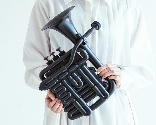 プラスチック楽器Jhorn